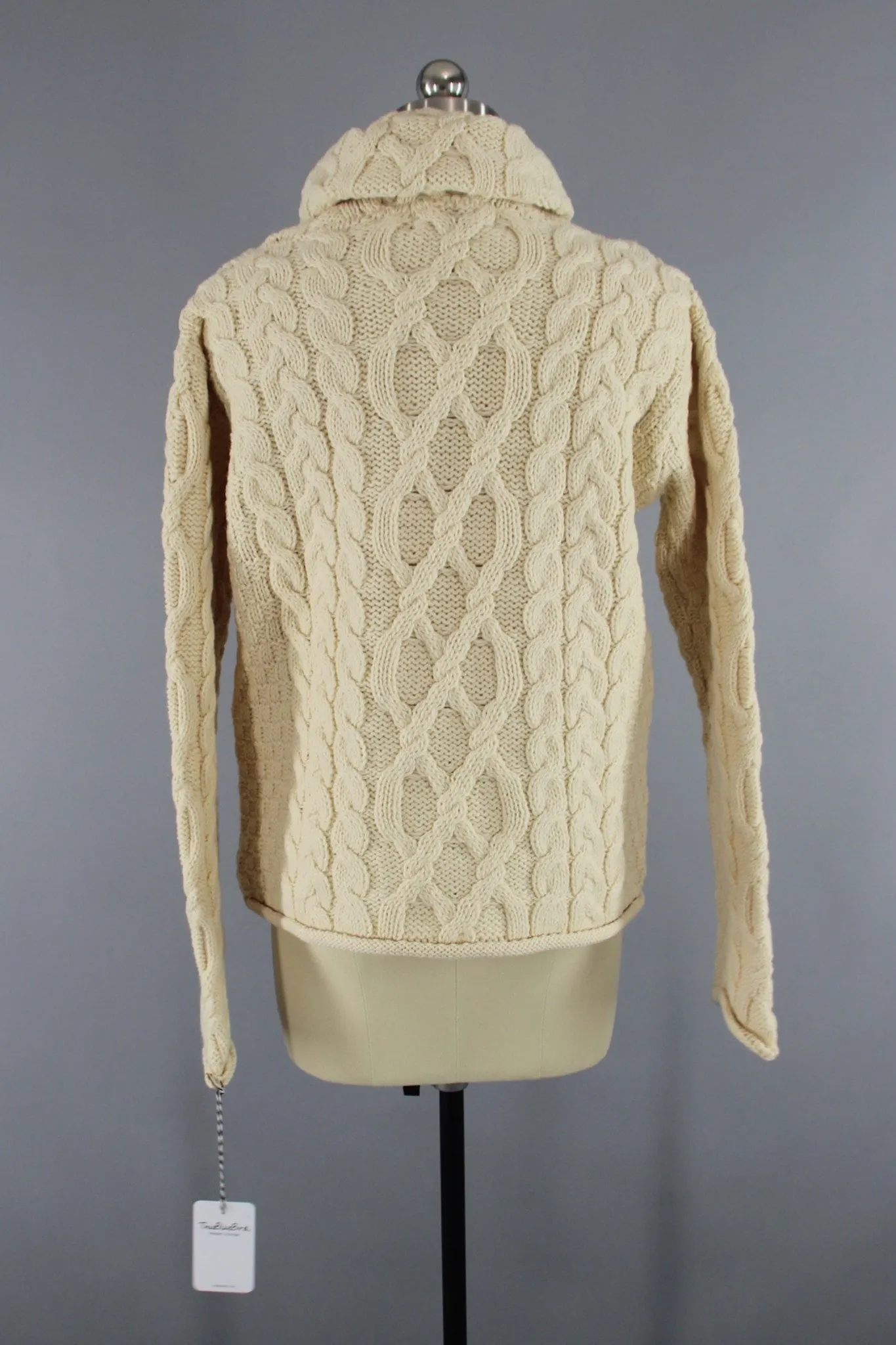 1980s Vintage Ivory Irish Wool Turtleneck Sweater