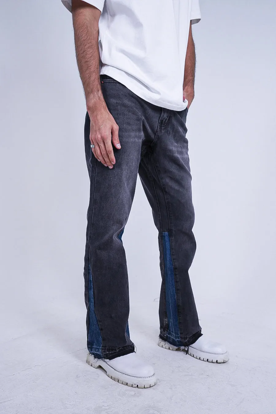 DUOTONE CHARCOAL FLARED VALKYRE JEANS