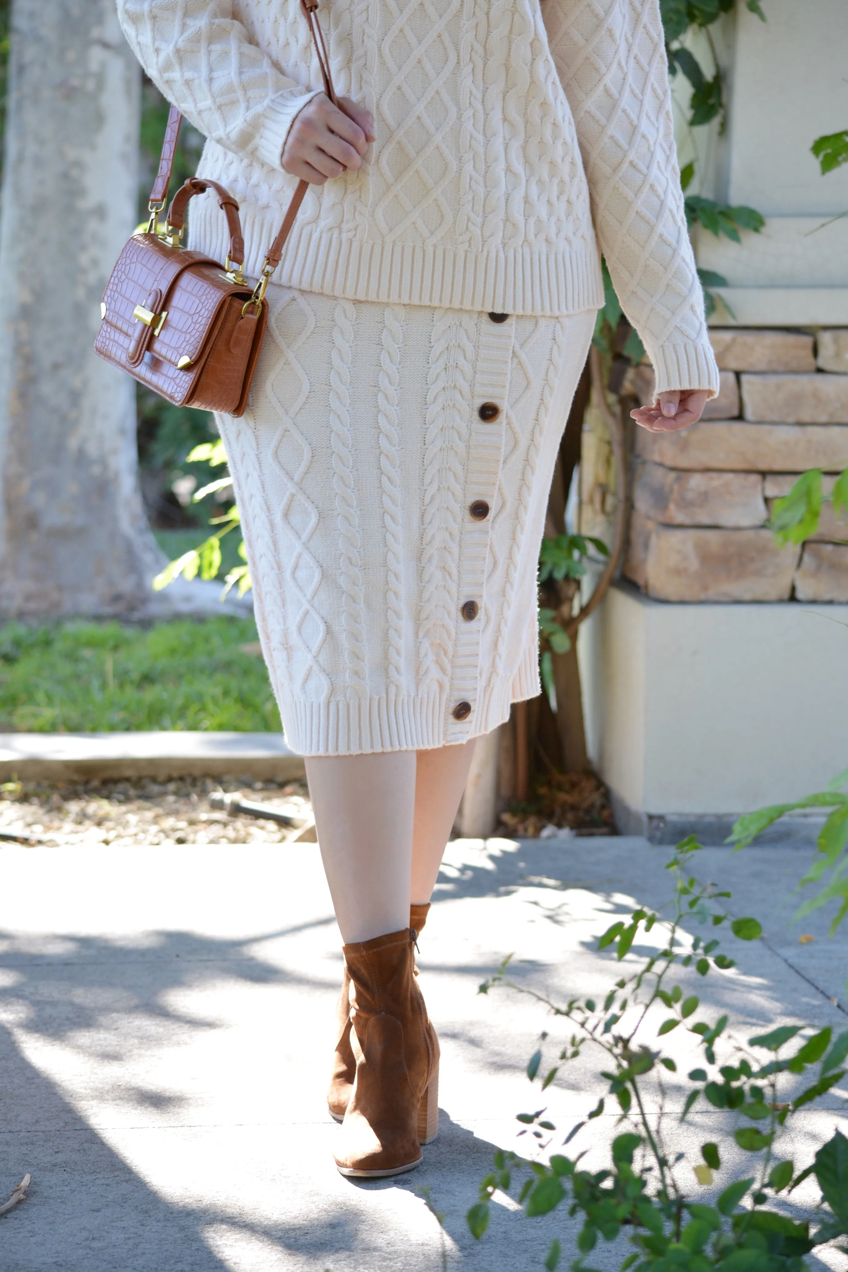 Monroe Oatmeal Chunky Cable-knit Sweater Set