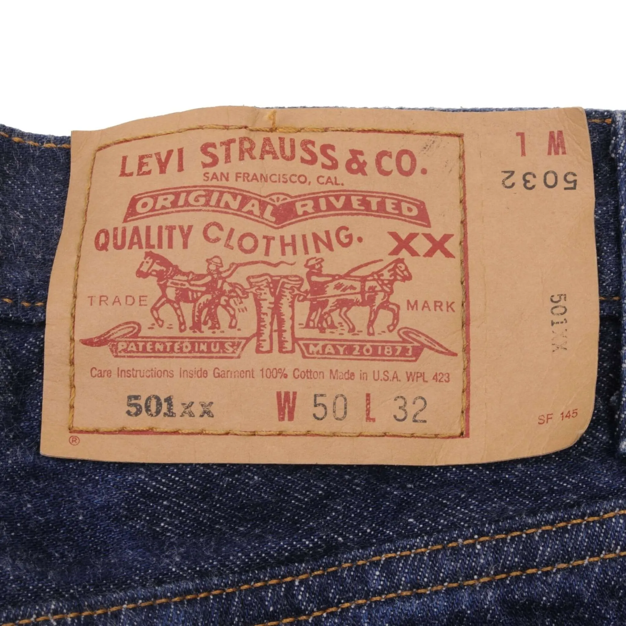 VINTAGE LEVIS 501 DISPLAY JEANS INDIGO 1990S SIZE W48 L31 MADE IN USA